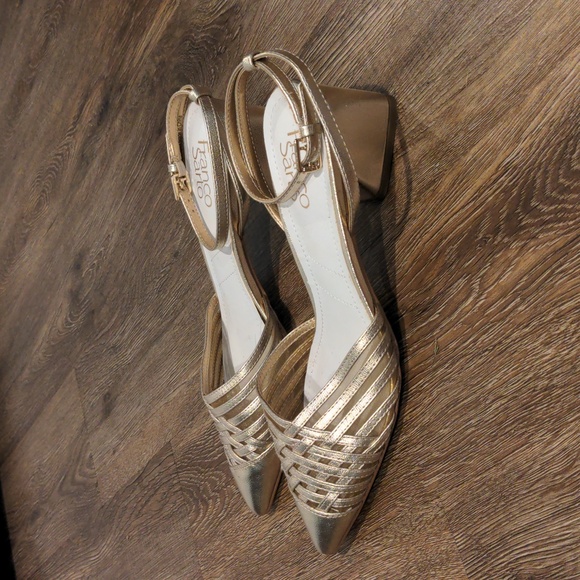 New! Franco Sarto Rian Gold Pumps - Women's size 8 - Picture 6 of 8